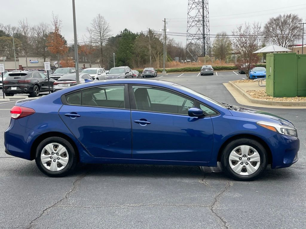 Used 2017 Kia Forte LX image 7