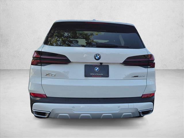 New 2026 BMW X5 xDrive50e w/ Executive Package AWD/4WD image 3