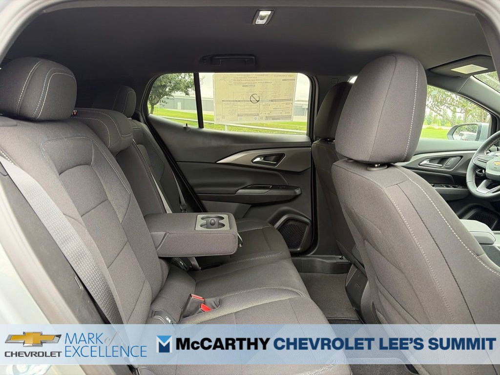 New 2026 Chevrolet Equinox EV LT w/ Comfort Package FWD image 31