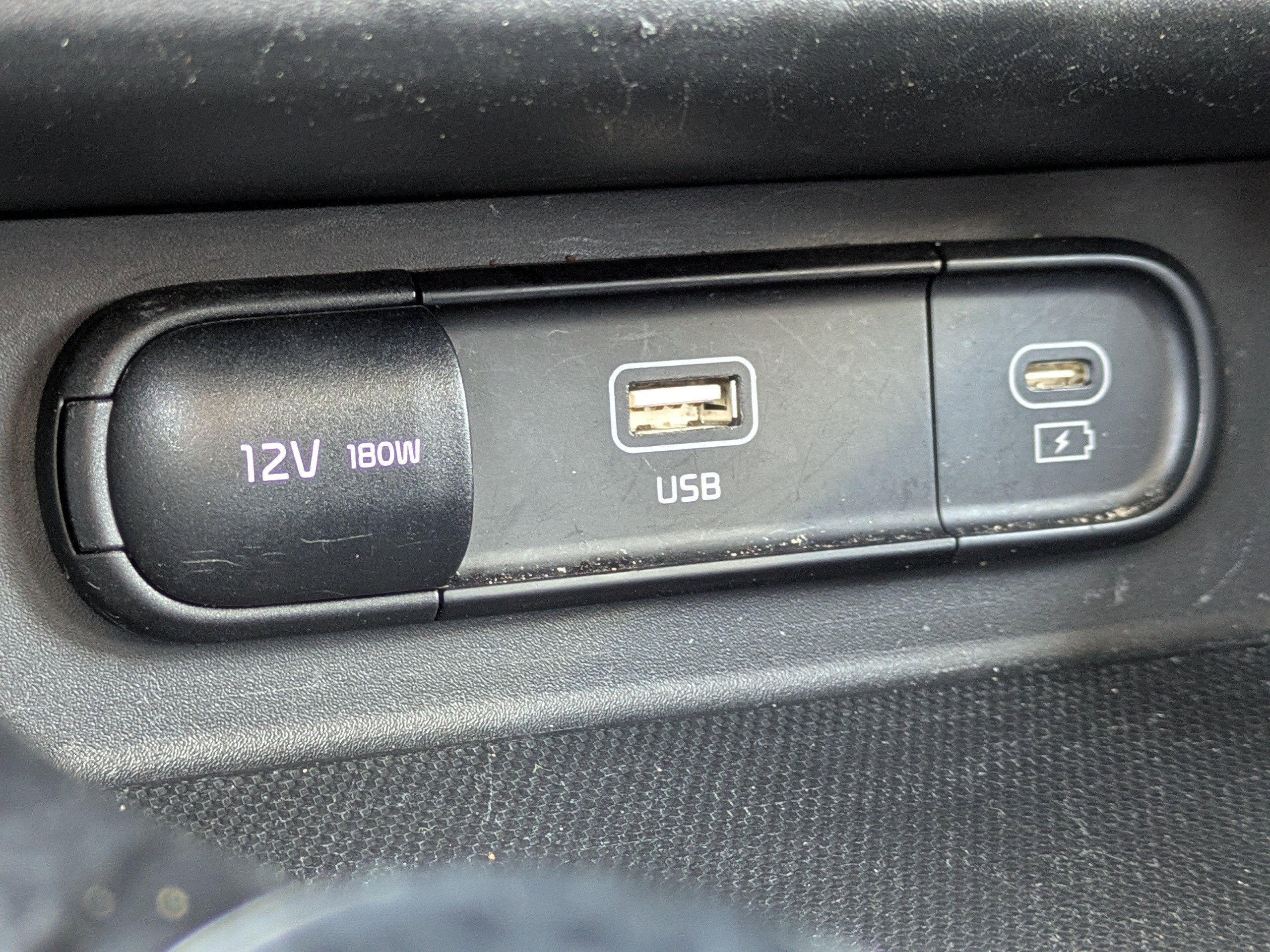 Used 2024 Kia Seltos X-Line AWD/4WD image 25