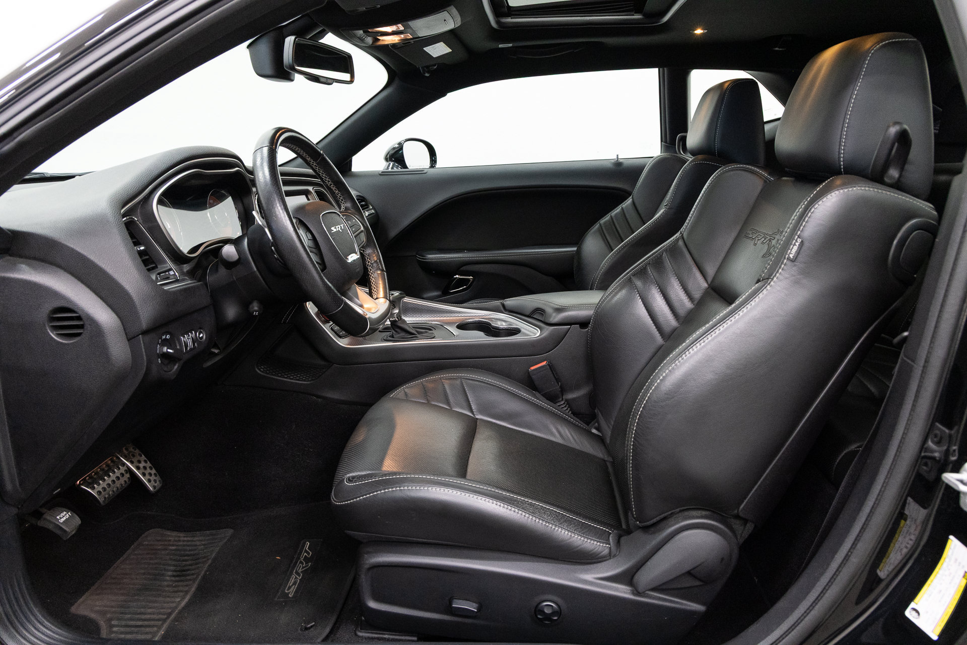 Used 2019 Dodge Challenger SRT Hellcat RWD image 7