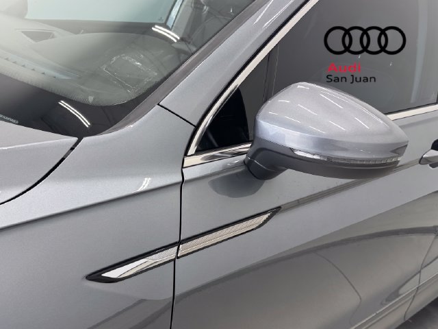 Used 2023 Volkswagen Tiguan SE FWD image 6