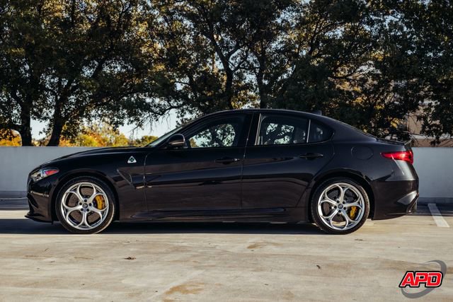 Used 2019 Alfa Romeo Giulia Quadrifoglio w/ Driver Assist Dynamic Package image 15