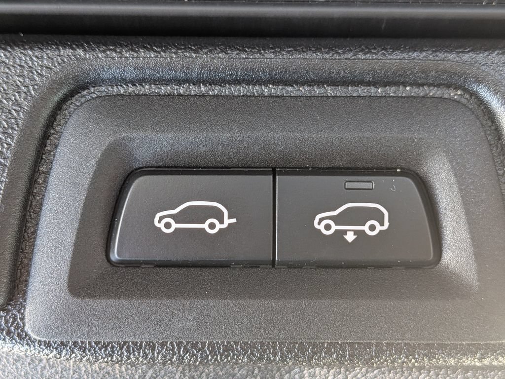 Used 2025 BMW X7 M60i AWD/4WD image 15