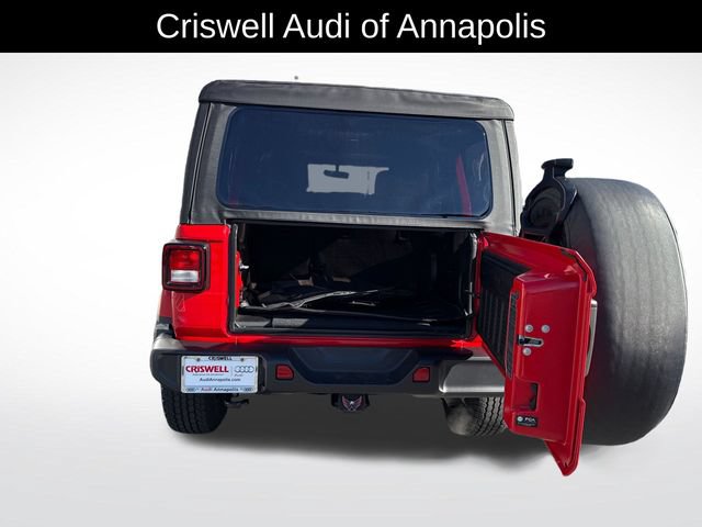 Used 2022 Jeep Wrangler Unlimited Sahara w/ Cold Weather Group AWD/4WD image 13