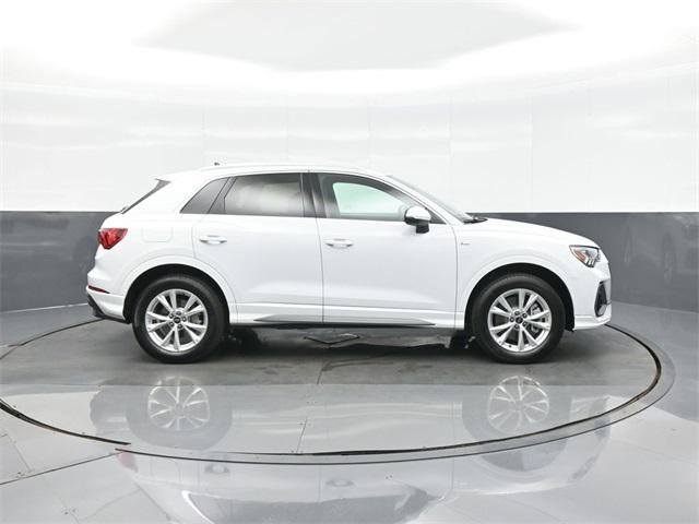 Certified 2025 Audi Q3 2.0T Premium Plus w/ Premium Plus Package image 8