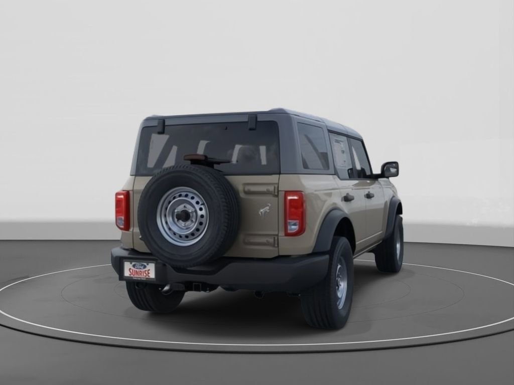 New 2025 Ford Bronco 4-Door image 8