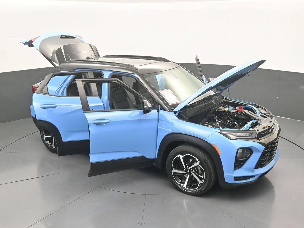 Used 2023 Chevrolet TrailBlazer RS w/ Sun and Liftgate Package FWD image 70