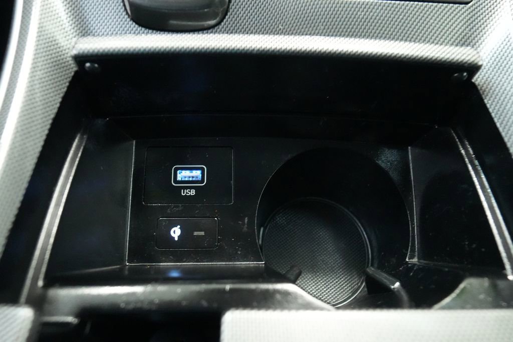 Used 2023 Hyundai Santa Fe SEL w/ Cargo Package image 31