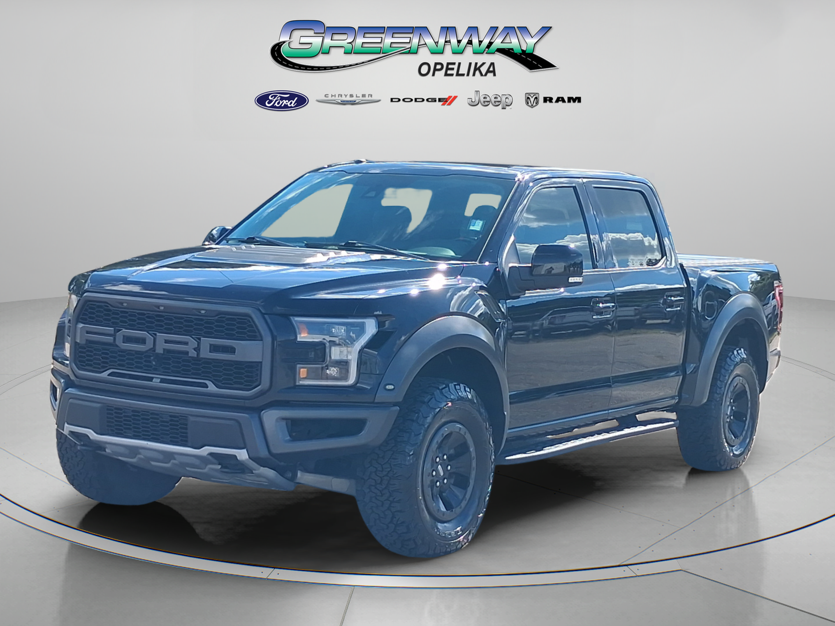 Used 2018 Ford F150 Raptor w/ Equipment Group 802A Luxury AWD/4WD image 3