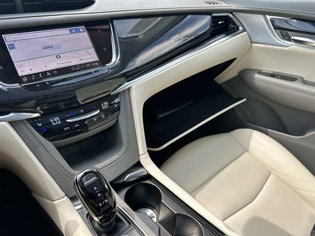 Used 2024 Cadillac XT6 Premium Luxury w/ LPO, Floor Liner Package AWD/4WD image 35