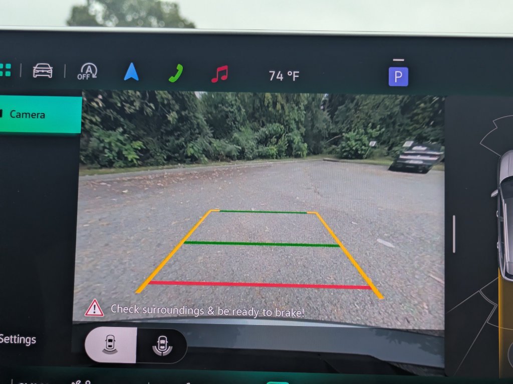 Certified 2025 Volkswagen Tiguan SE AWD/4WD image 21