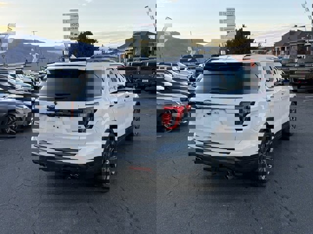 Used 2018 Ford Explorer Sport w/ Equipment Group 401A image 6