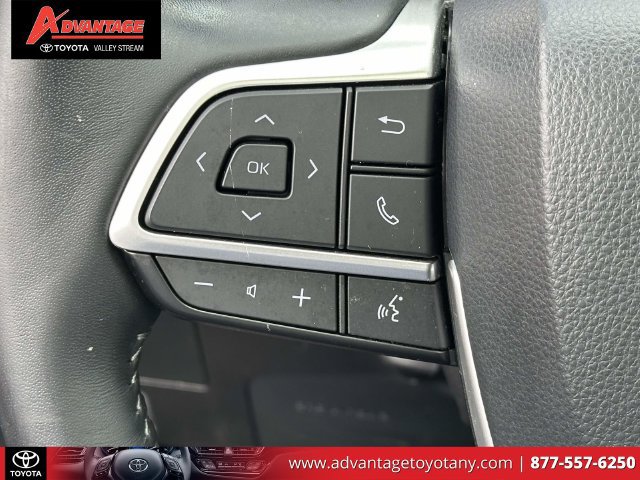 Used 2022 Toyota Highlander XSE AWD/4WD image 26