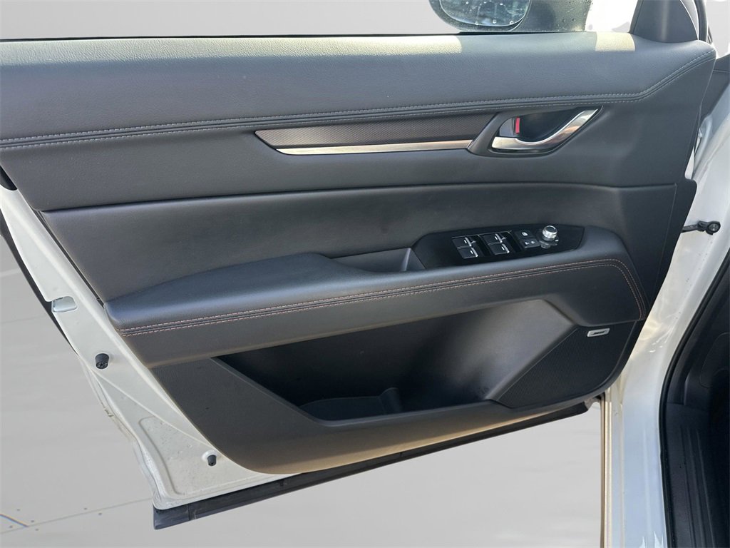 Used 2025 MAZDA CX-5 Carbon Edition image 9