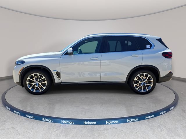 Used 2024 BMW X5 xDrive40i w/ Parking Assistance Package AWD/4WD image 9