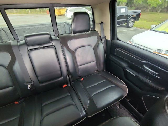 Used 2019 RAM 1500 Laramie w/ Off Road Group AWD/4WD image 6