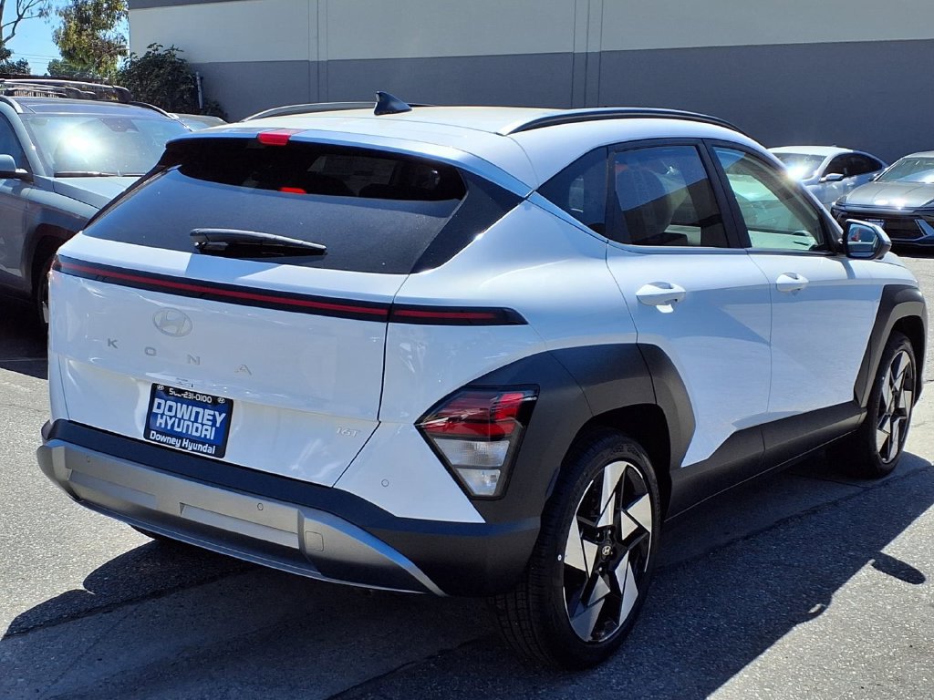New 2026 Hyundai Kona Limited FWD image 4