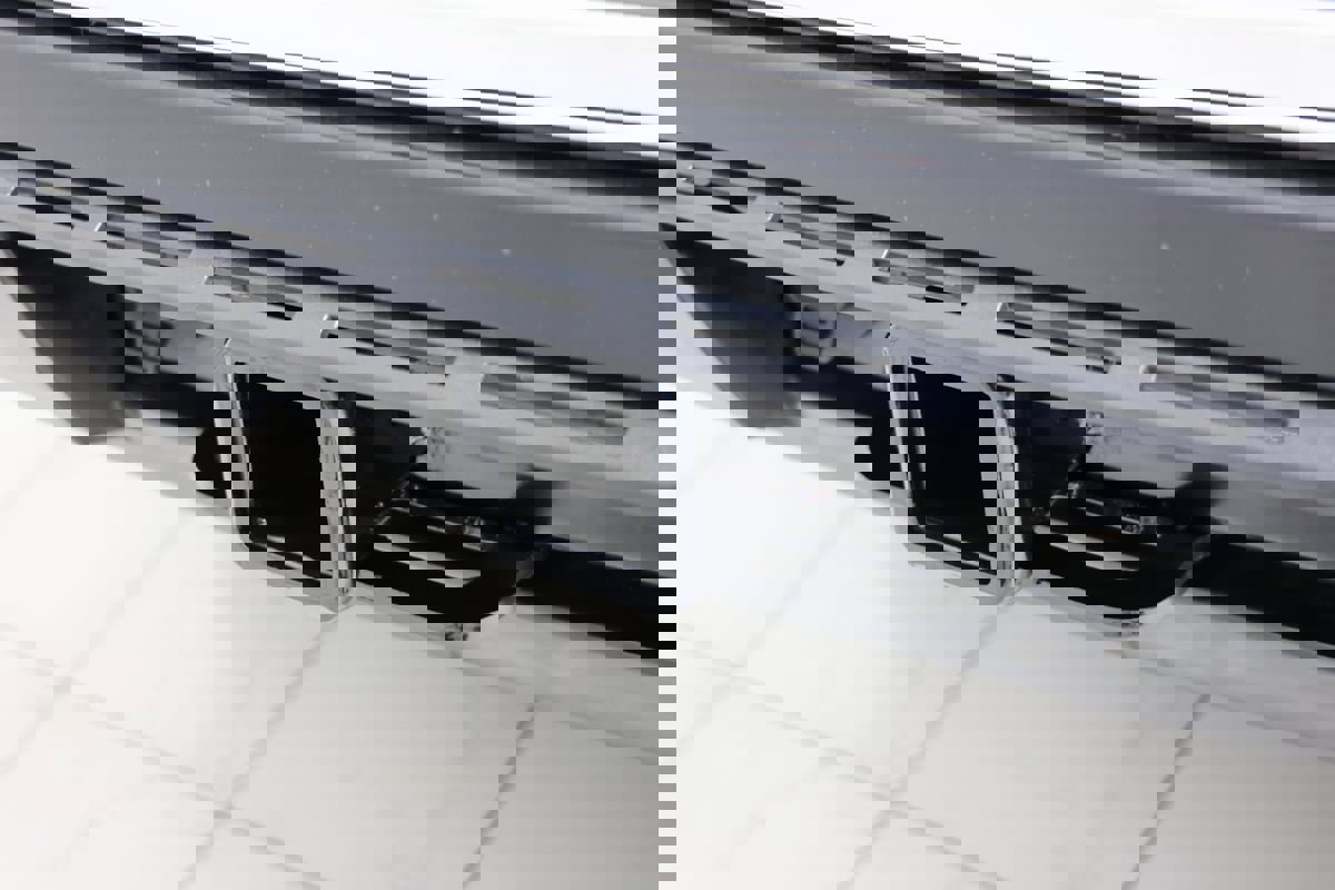 Used 2019 Chevrolet Suburban Premier image 17