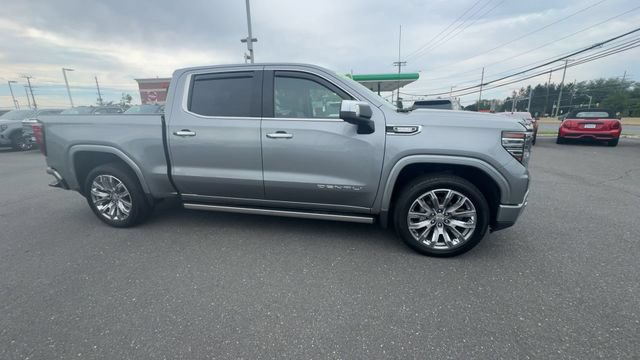Used 2025 GMC Sierra 1500 Denali w/ Denali Reserve Package AWD/4WD image 9