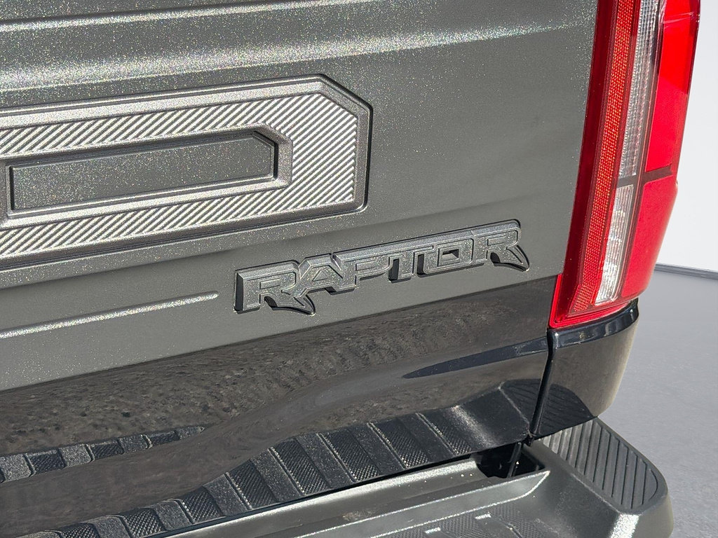 Used 2025 Ford F150 Raptor AWD/4WD image 28