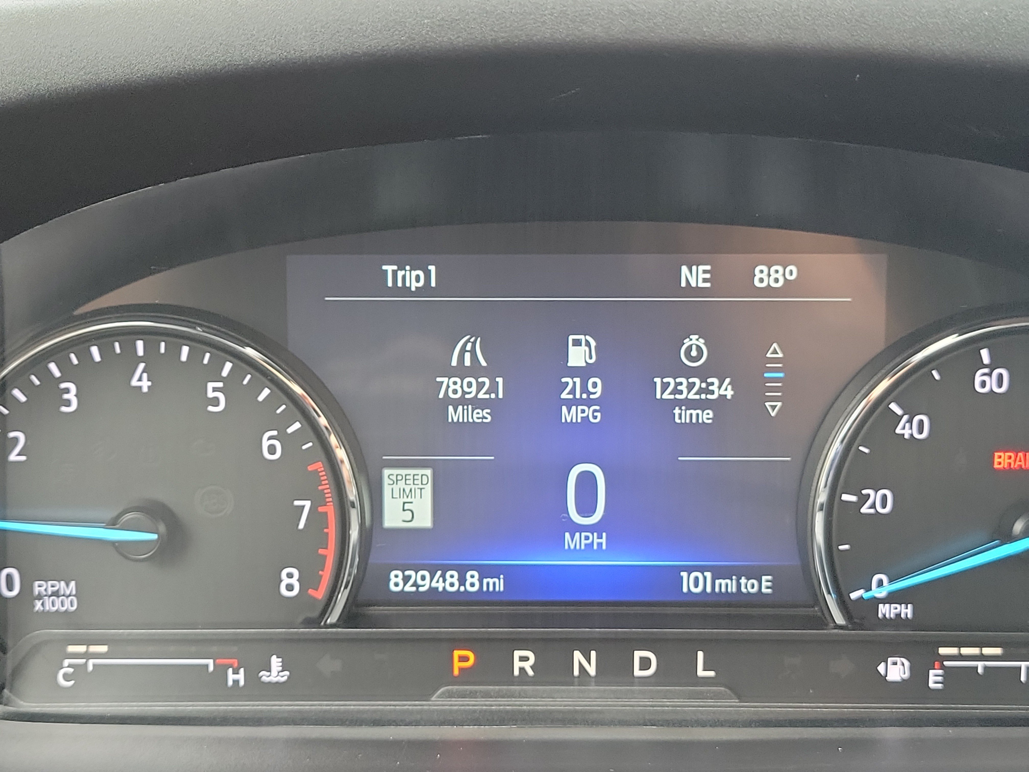 Used 2022 Ford Explorer ST-Line RWD image 36