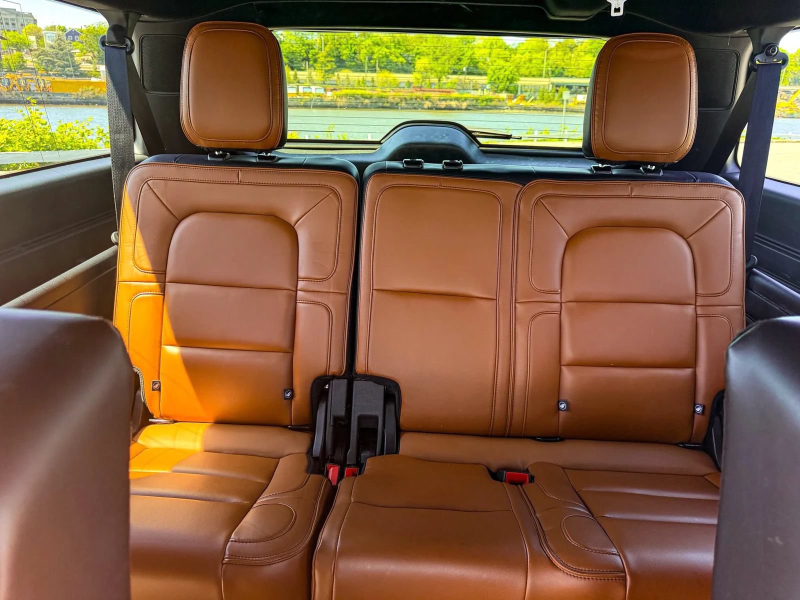 Used 2019 Lincoln Navigator L Reserve w/ Cargo Package AWD/4WD image 24