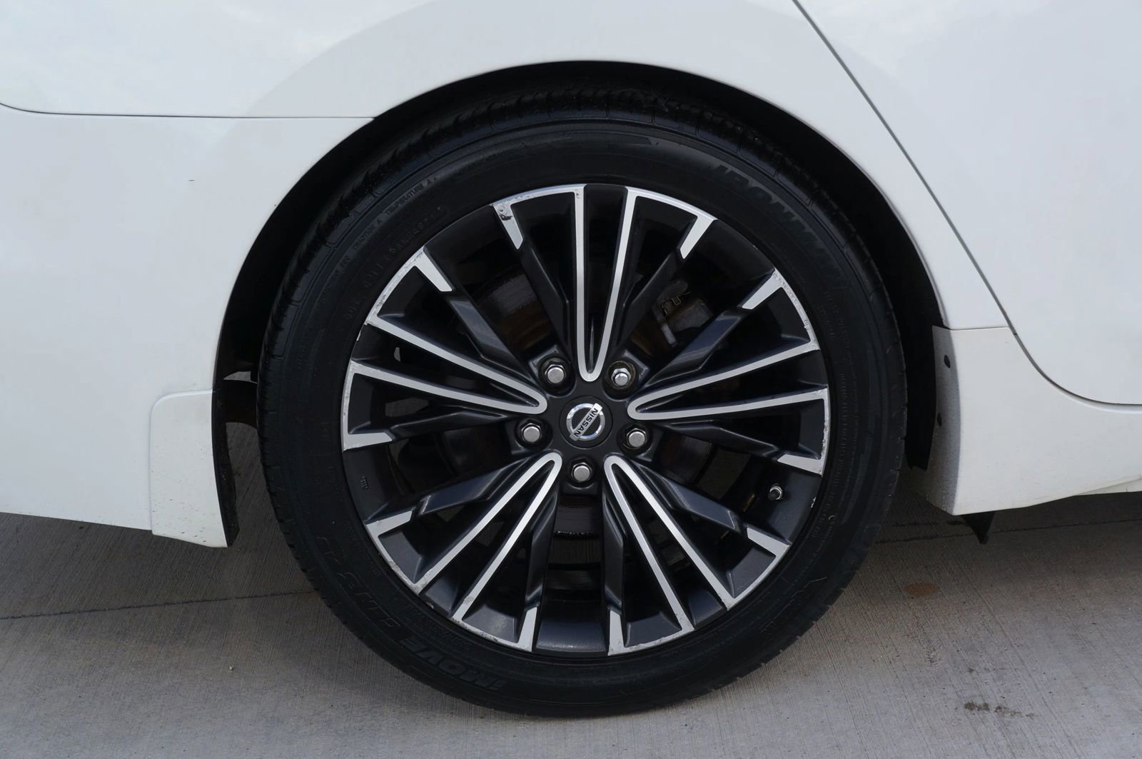 Used 2016 Nissan Maxima 3.5 SL FWD image 20