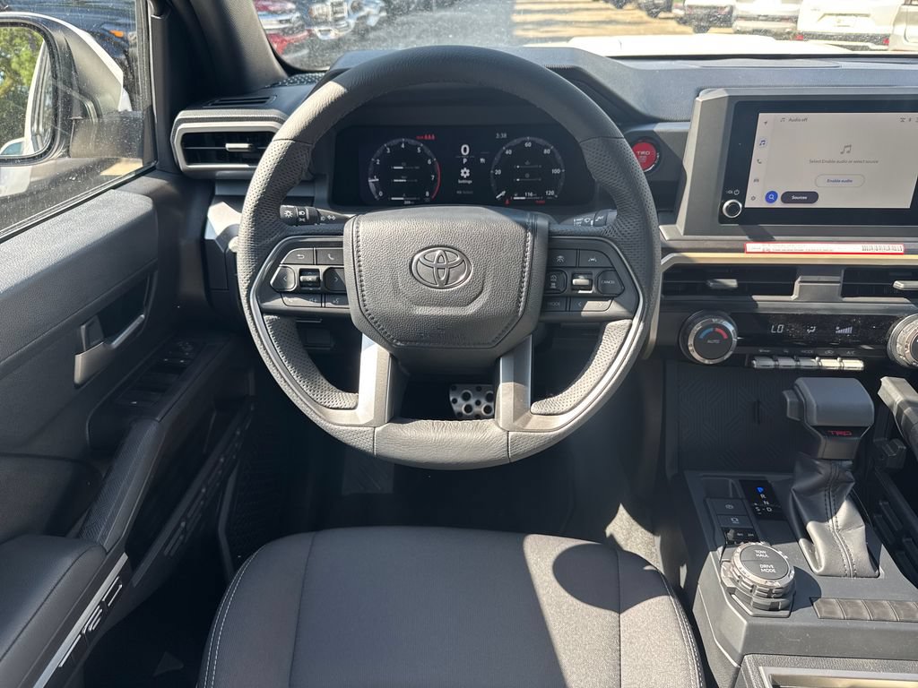 Used 2025 Toyota Tacoma TRD Sport AWD/4WD image 21