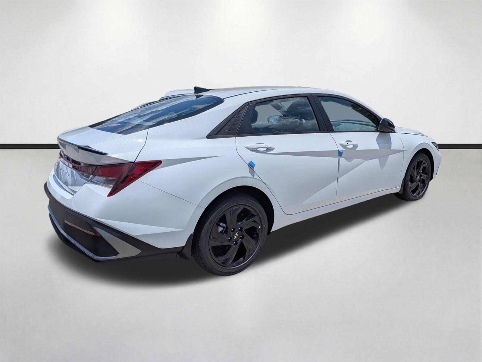 New 2026 Hyundai Elantra Sport FWD image 4