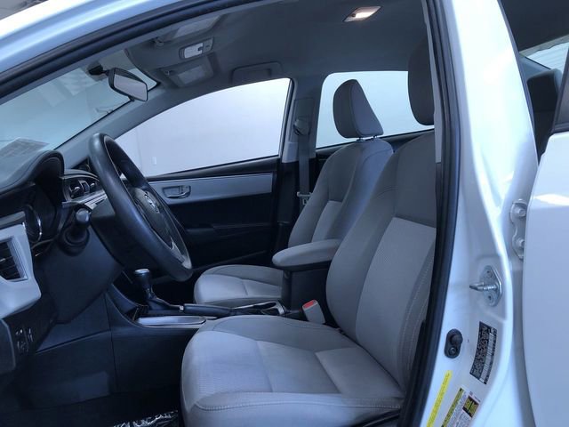Used 2015 Toyota Corolla LE image 19