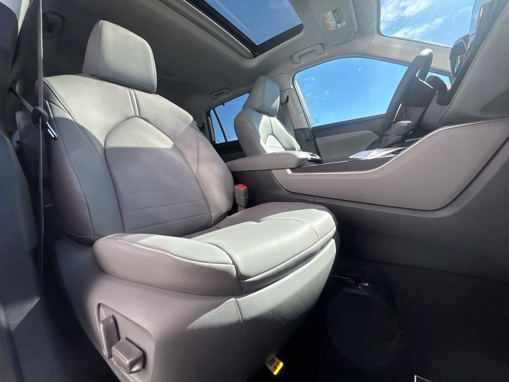 New 2026 Toyota Highlander XLE AWD/4WD image 29