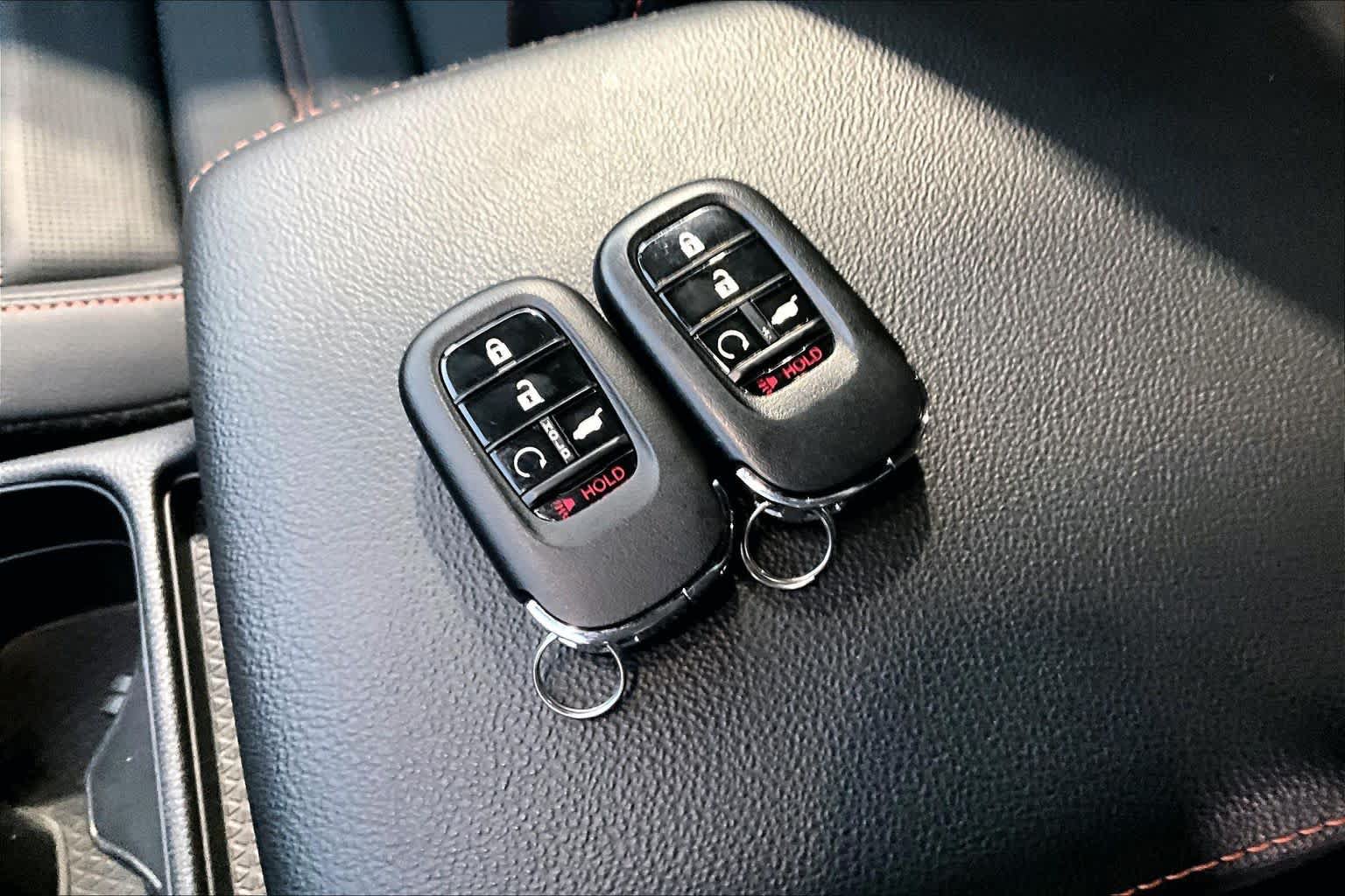 Used 2026 Honda CR-V Sport Touring image 14