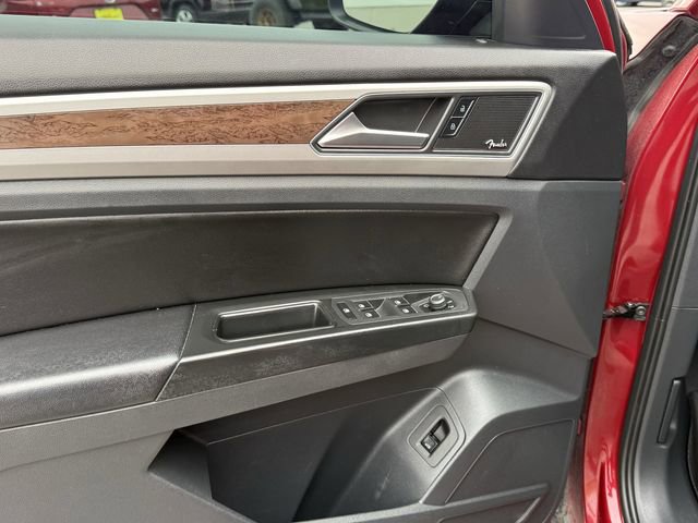 Used 2018 Volkswagen Atlas SEL Premium image 12