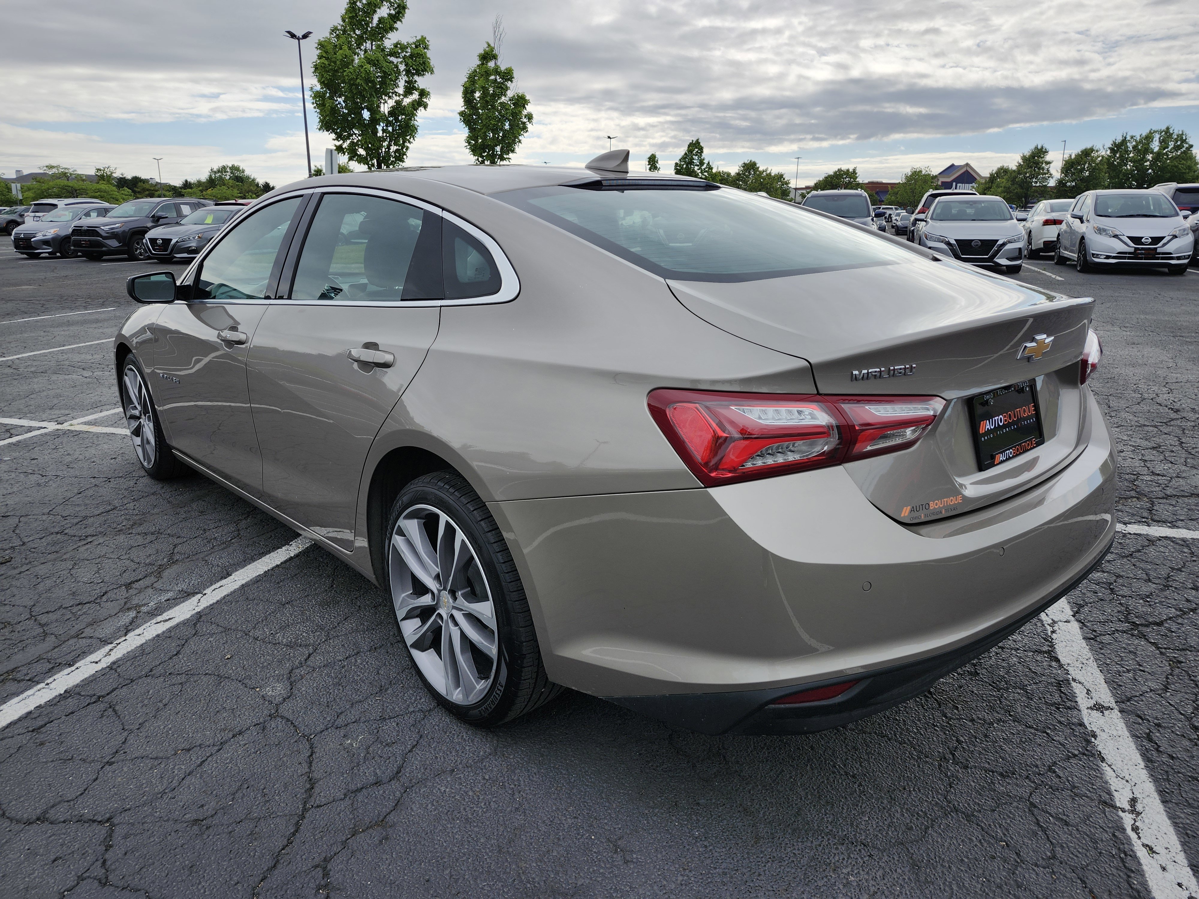 Used 2024 Chevrolet Malibu LT FWD image 15