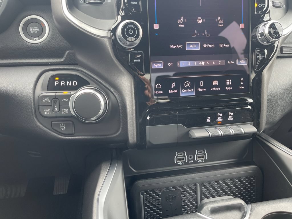 New 2026 RAM 1500 Big Horn AWD/4WD image 11