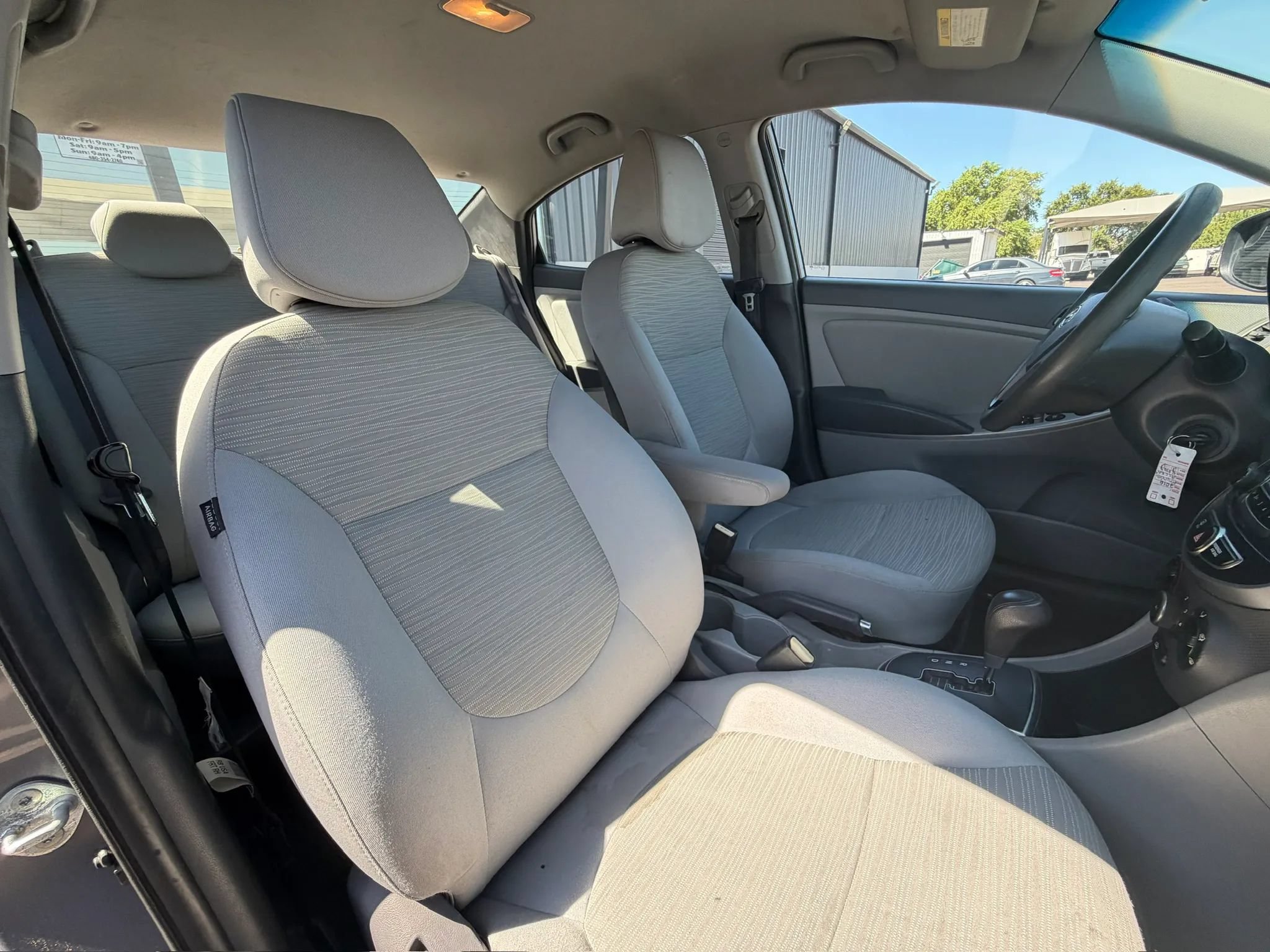 Used 2015 Hyundai Accent GLS FWD image 25