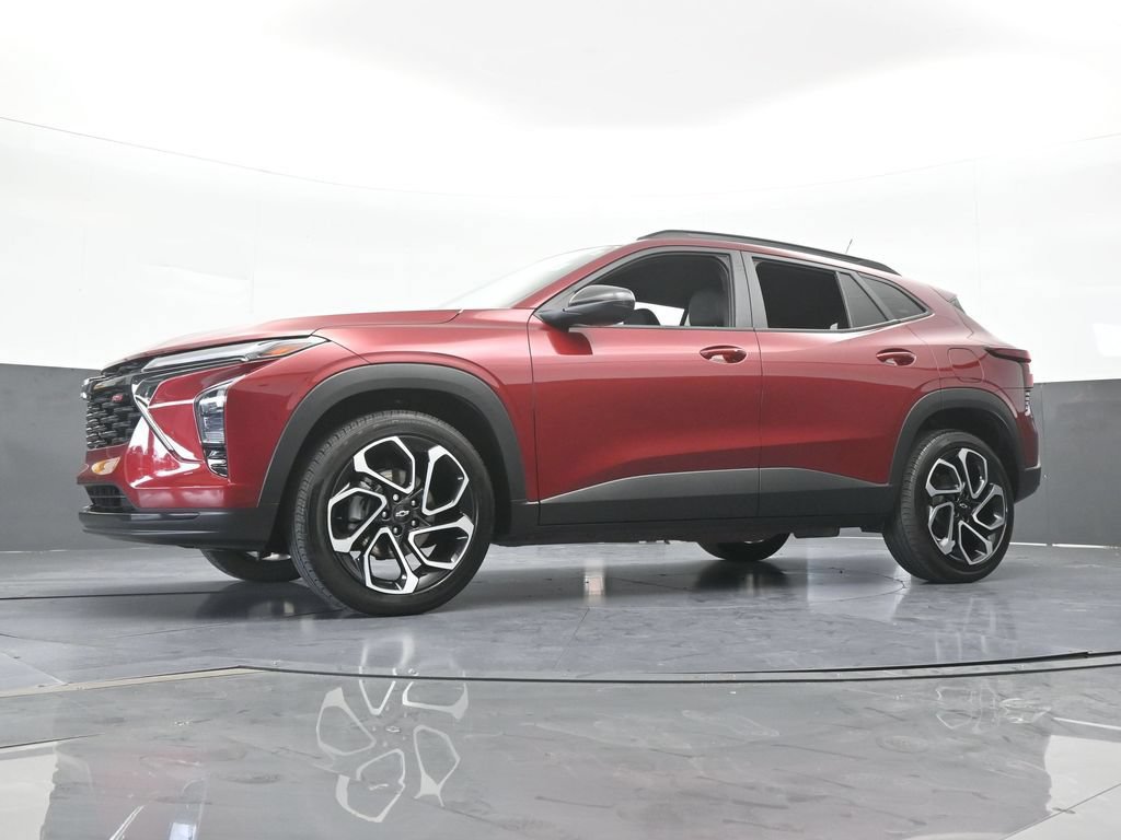 Used 2024 Chevrolet Trax RS w/ Sunroof Package FWD image 54