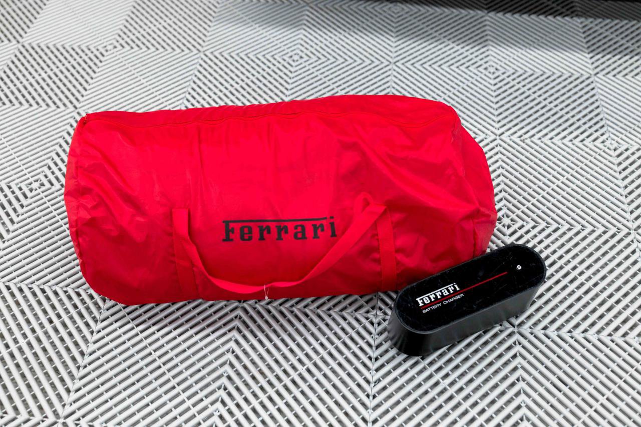 Used 2018 Ferrari 812 Superfast RWD image 94