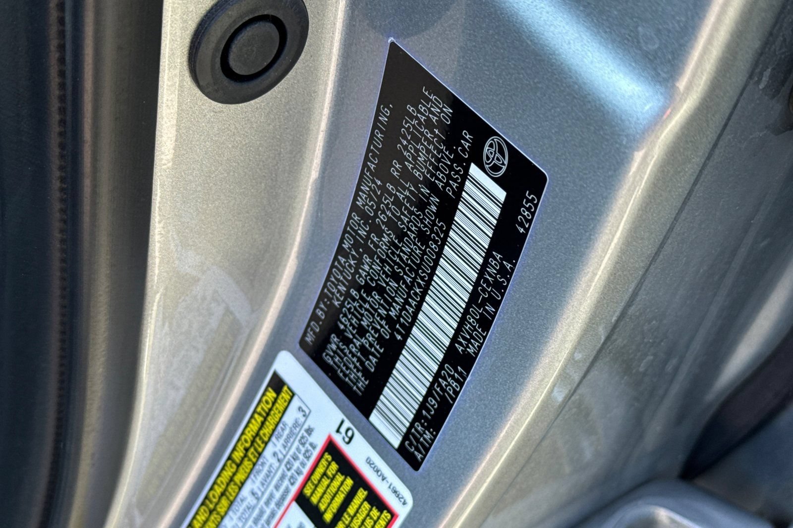 Used 2025 Toyota Camry LE FWD image 29