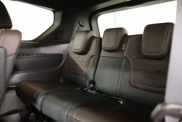 New 2026 Nissan Armada Platinum AWD/4WD image 30