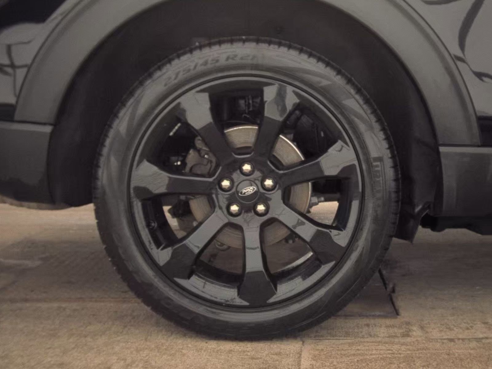 Used 2024 Ford Explorer ST-Line w/ Class IV Trailer Tow Package image 7