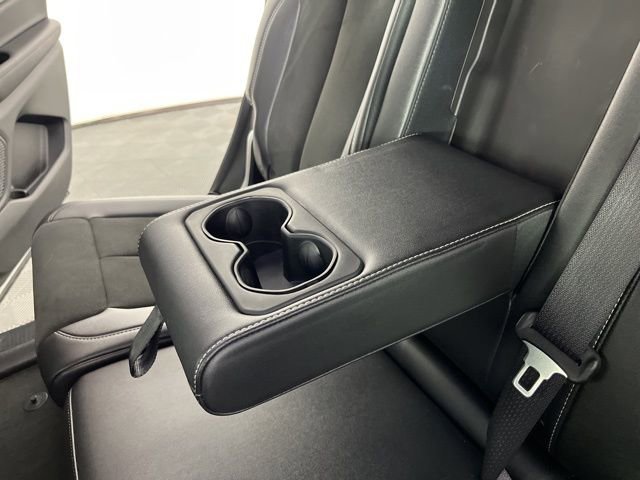 Used 2024 Jeep Grand Cherokee L Laredo image 46