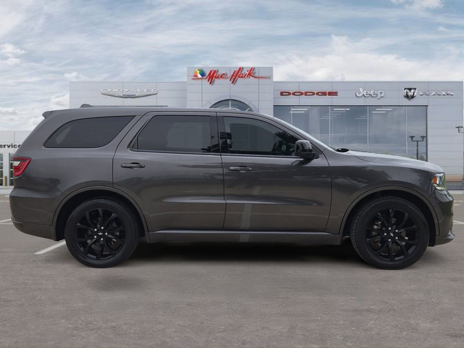 Used 2019 Dodge Durango GT w/ Blacktop Package RWD image 6