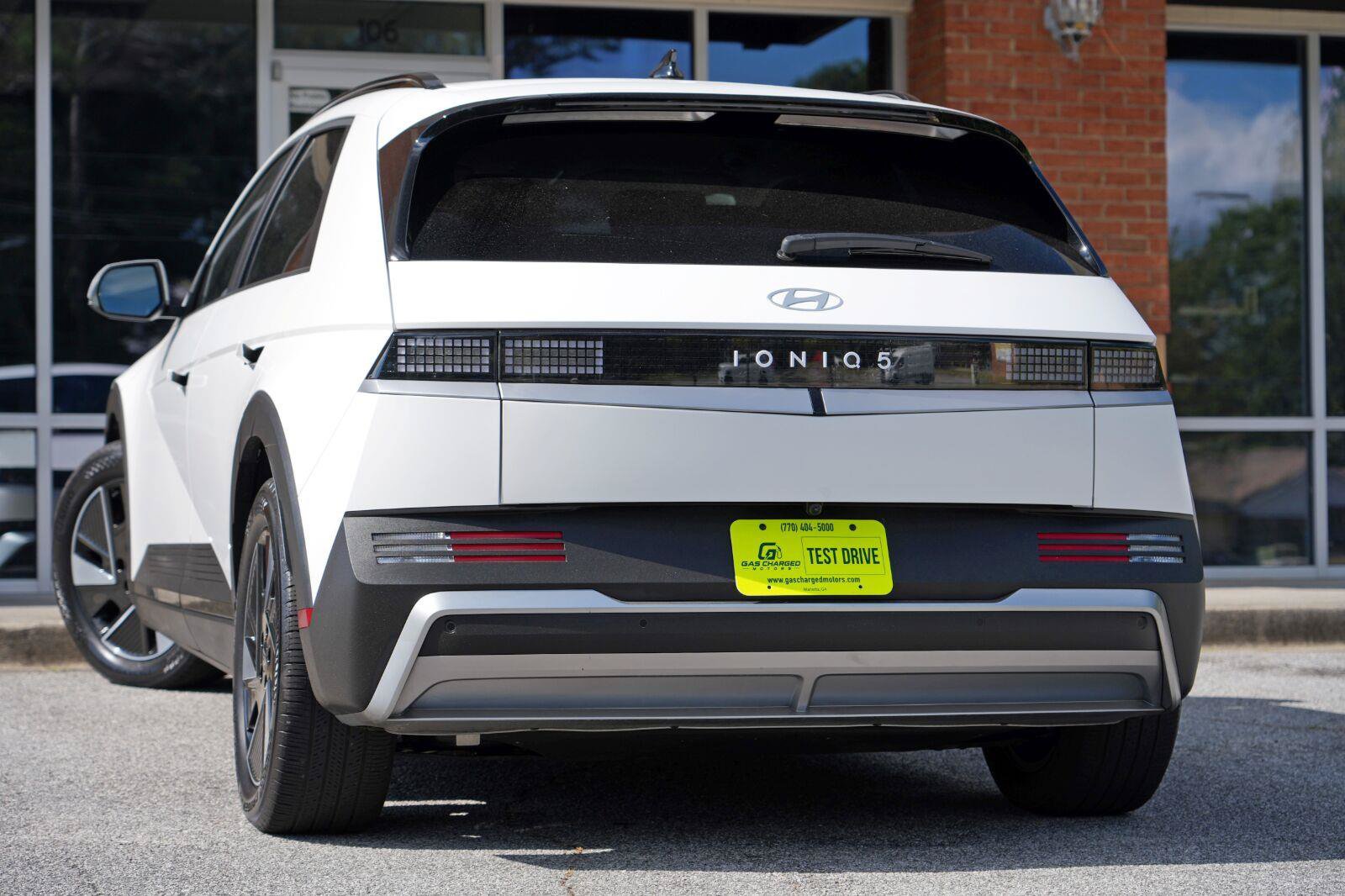 Used 2025 Hyundai Ioniq 5 SEL RWD image 6