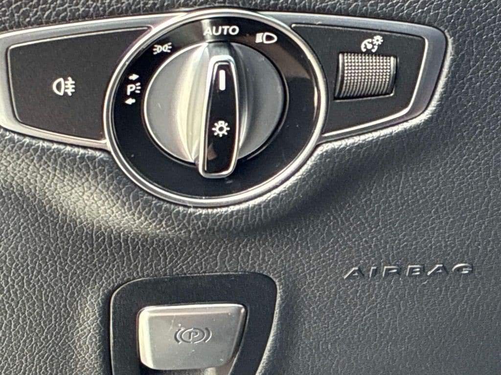Used 2019 Mercedes-Benz E 53 AMG 4MATIC Cabriolet image 32