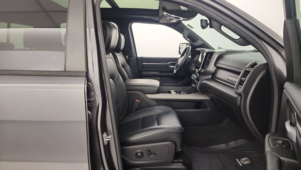 Used 2019 RAM 1500 Sport w/ Level 2 Equipment Group AWD/4WD image 32