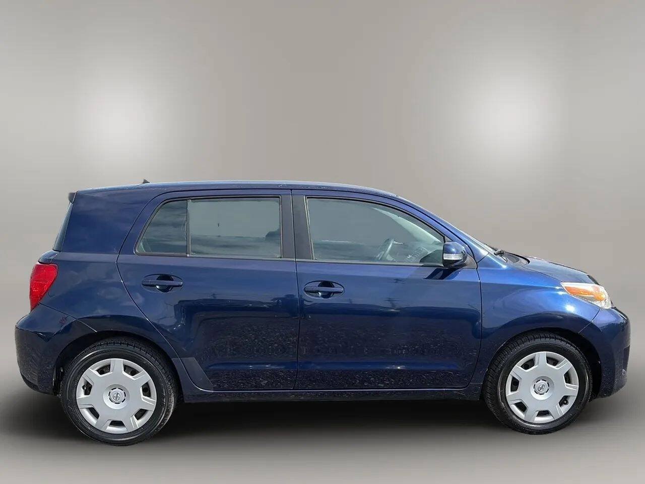 Used 2010 Scion xD FWD image 8