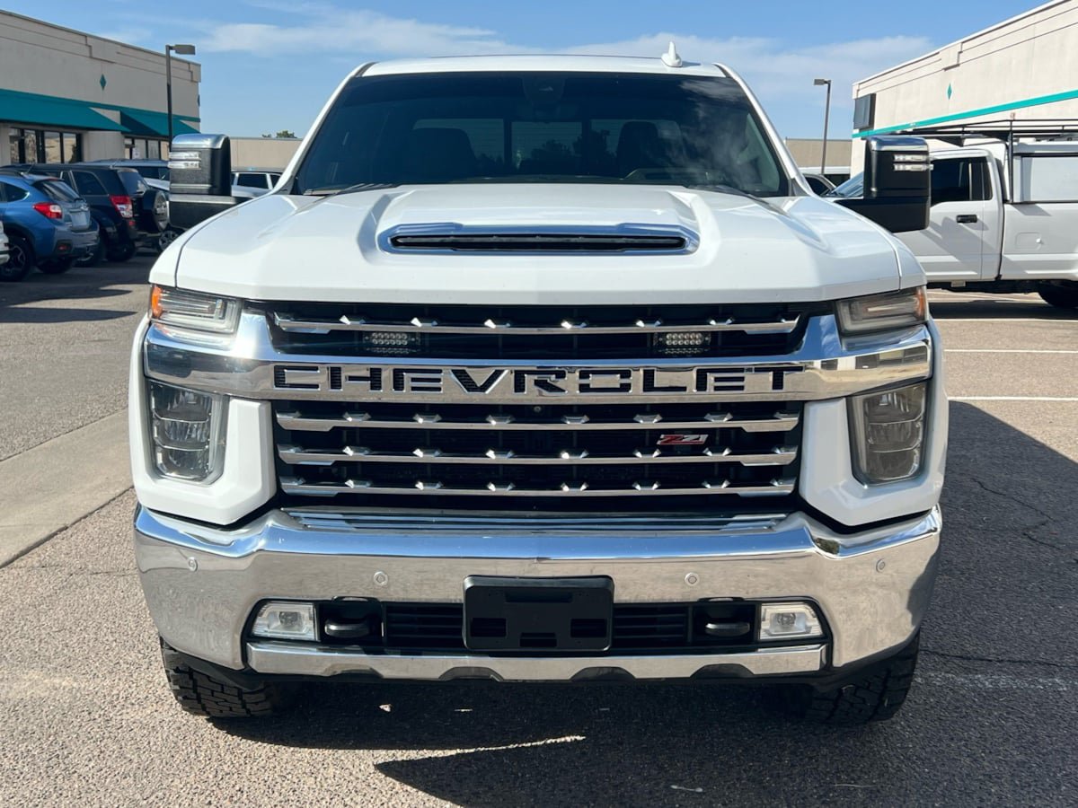 Used 2020 Chevrolet Silverado 2500 LTZ w/ Technology Package AWD/4WD image 8