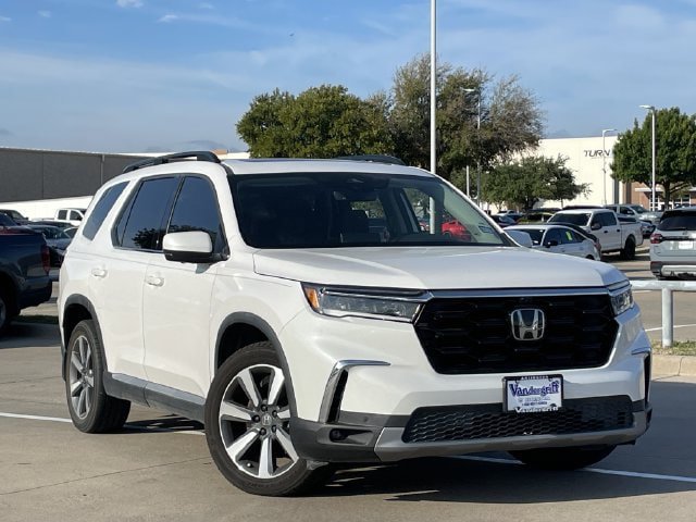 Certified 2023 Honda Pilot Elite image 2